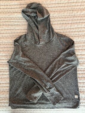 Vuori Women’s Halo Essential Hoodie